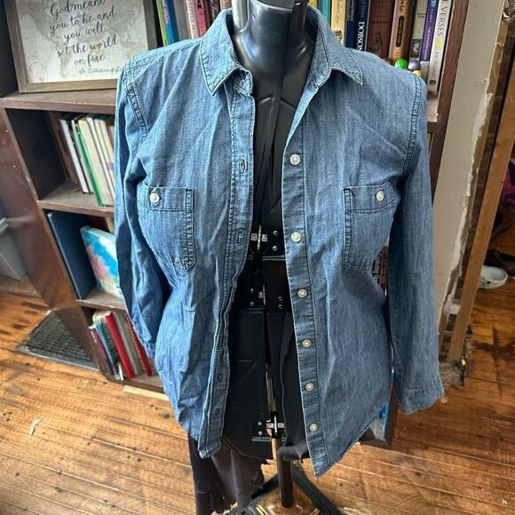 Old Navy m basics minimalist S chambray button down shirt - Picture 1 of 3